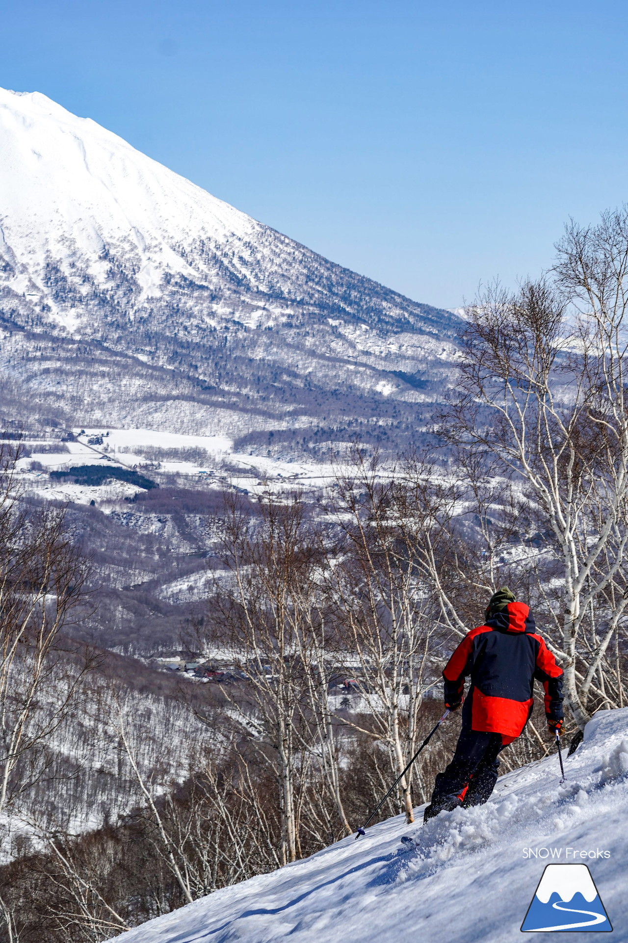 ニセコグラン・ヒラフ DYNASTAR SKI TEST RIDE DAYS Photo Session!!最高の天気に恵まれたニセコに、最高の仲間たちが集まりました☆